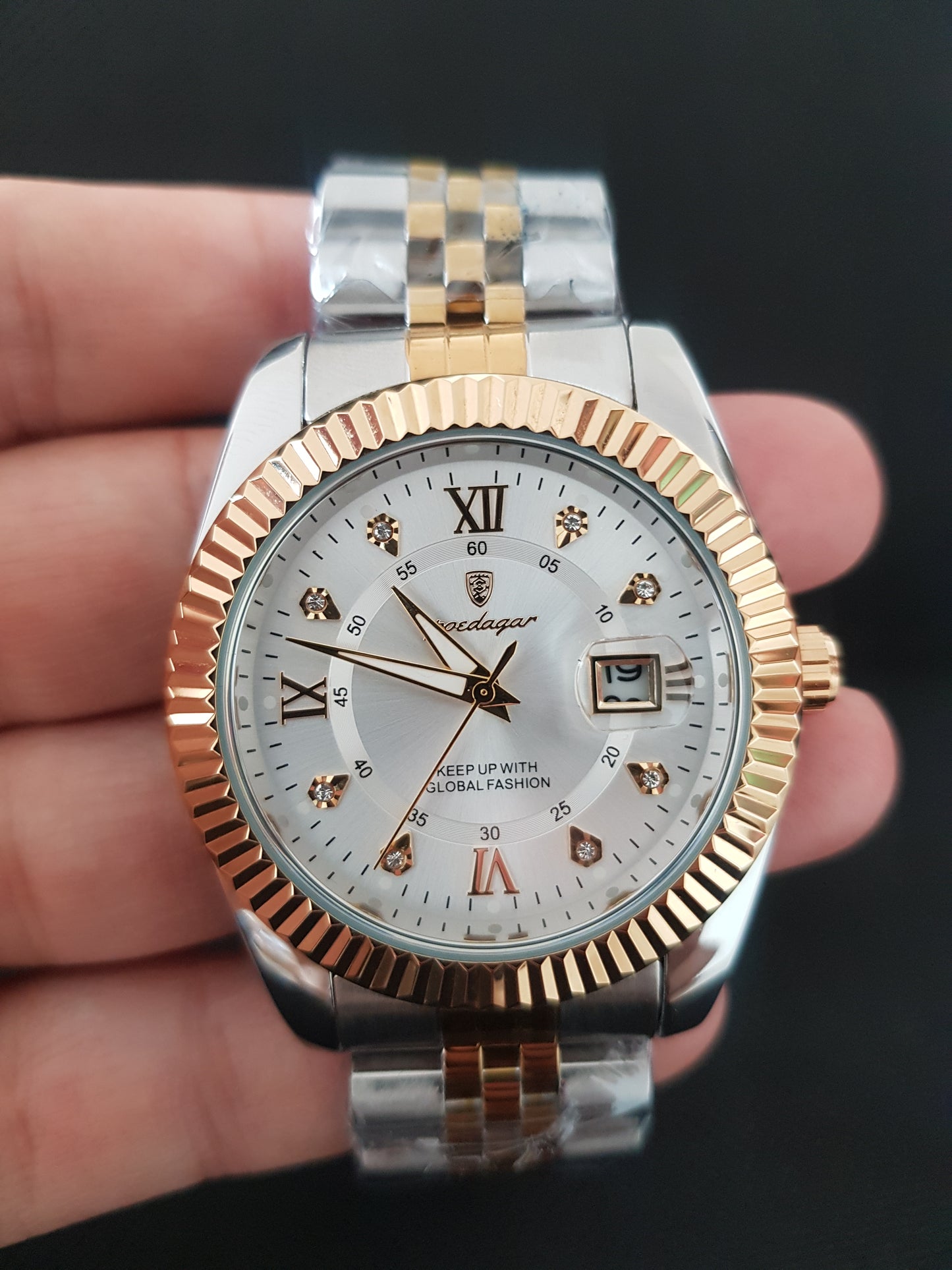 Montre Chicago fire argenté doré fond blanc