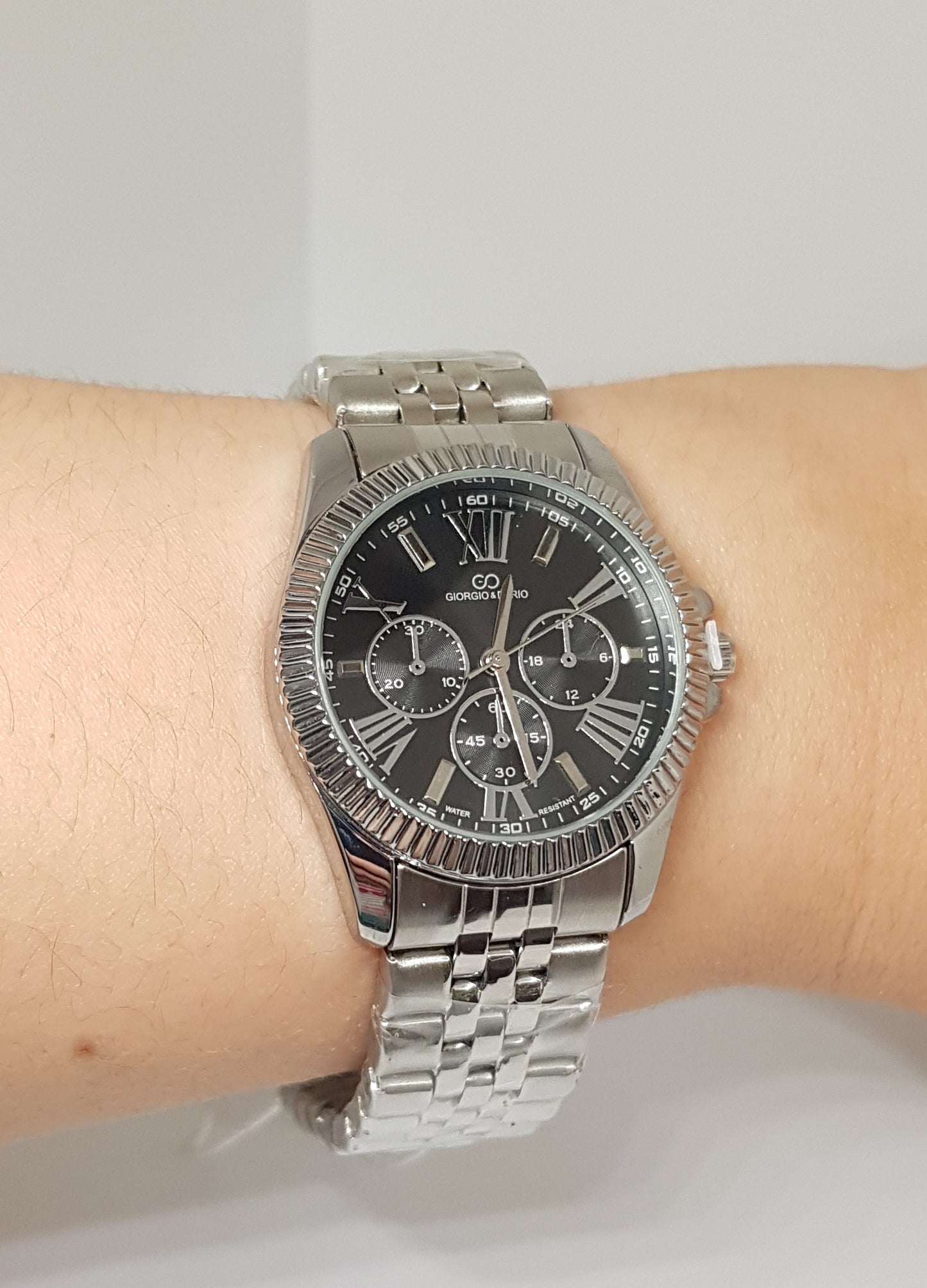 Montre Diva argenté fond noire