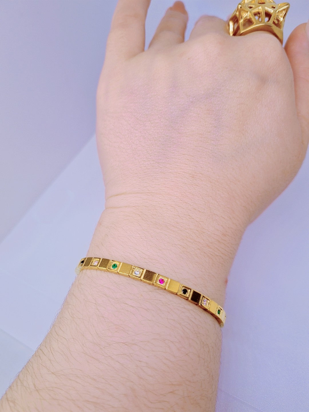 Bracelet pics colorés Acier inoxydable plaqué Or 18K - 26g