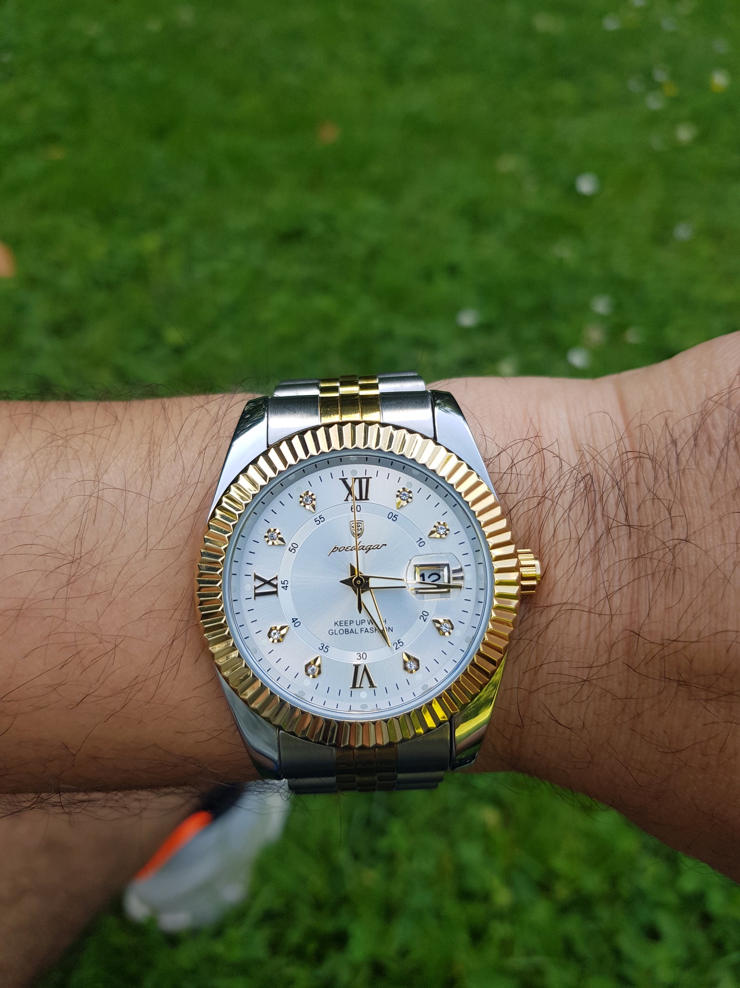 Montre Chicago fire argenté doré fond blanc